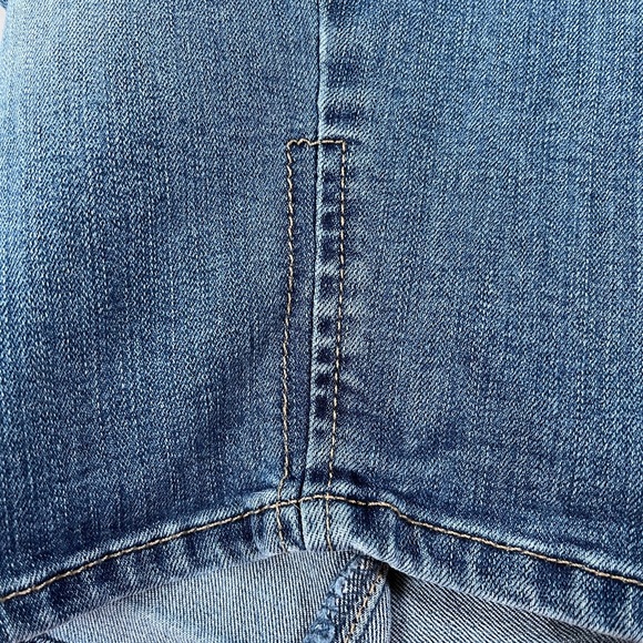 Women’s Bandolino Riley Bermuda Jean Shorts Denim, size 12 - Picture 12 of 13